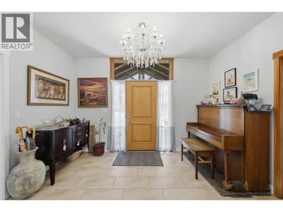 417 NUEVA Wynd, Kamloops