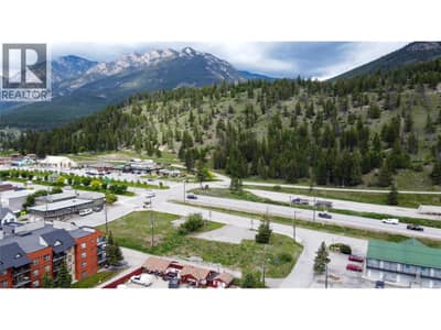 7567 & 7575 Main Street W, Radium Hot Springs
