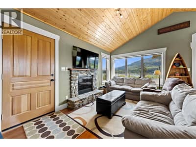 2633 Squilax Anglemont Road Unit# 184, Lee Creek