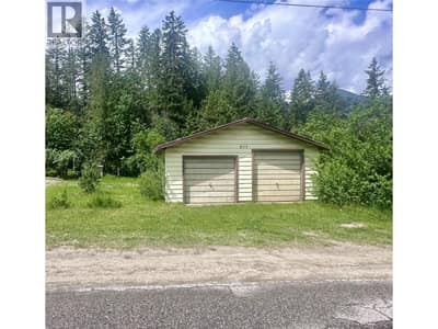 611 Slocan Street, Slocan