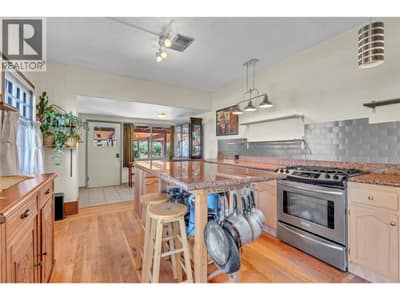 235 Middle Bench Road N, Penticton