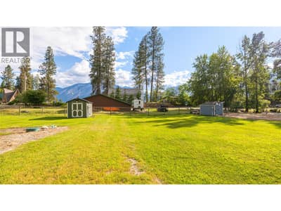 280 Laguna Crescent, Twin Bays