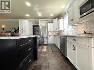 2210 BURGESS Avenue, Merritt