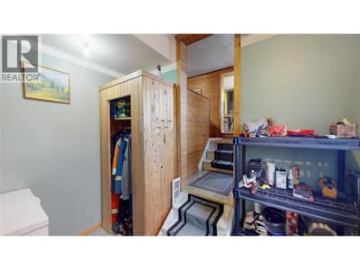4746 Burns Avenue, Canal Flats