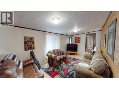 4746 Burns Avenue, Canal Flats