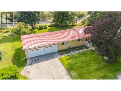 2625 6th Avenue, Castlegar