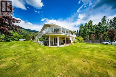 412 14th Avenue, Genelle