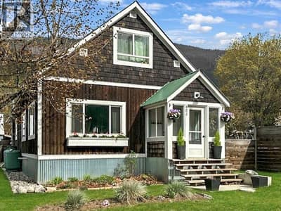 602 Slocan Street, Slocan