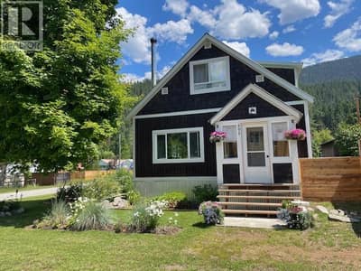 602 Slocan Street, Slocan