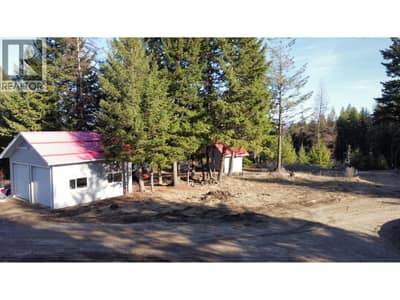 1475 Courtenay Brown Road, Bridesville