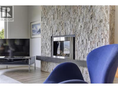 2674 Lakeview Road, West Kelowna