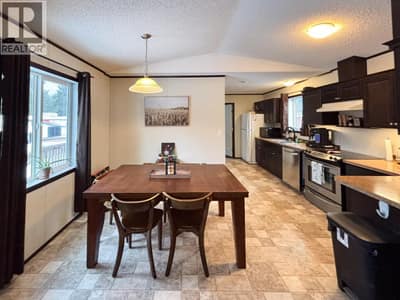 4821 CRESCENTWOOD Drive, Edgewater
