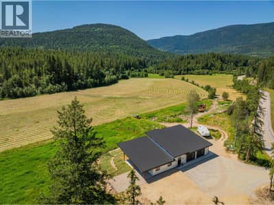 2335 PASS CREEK Road, Castlegar