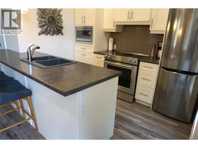 900 BIGHORN Boulevard Unit# 914, Radium Hot Springs