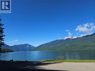 1710 6 Highway, Nakusp