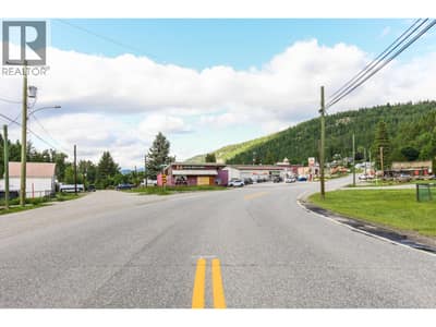 466 S Gold Avenue, Greenwood
