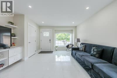 260 WILLOWS Place, Oliver