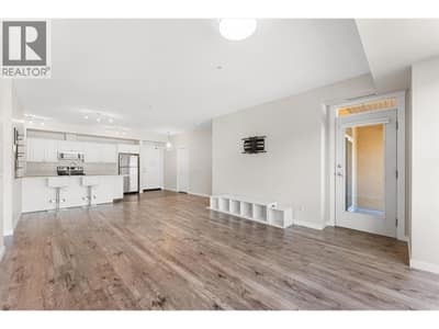 3550 Woodsdale Road Unit# 303, Lake Country