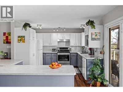 5821 Atkinson Crescent, Peachland