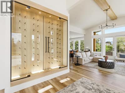 1032 Oak Barrel Lane, West Kelowna
