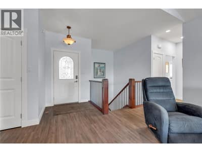 6991 Pinot Place, Oliver