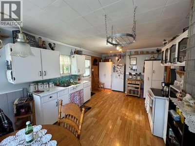 508 HARLOW MOORE Drive, Merritt