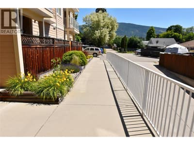 Main front entrance to condo units