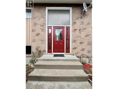 11102 Scott Street, Summerland