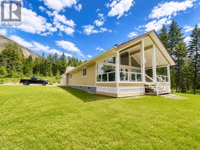 5226 Juniper Heights Road, Invermere
