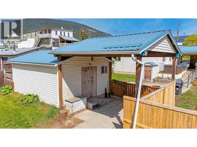 129 9th Avenue S, Creston