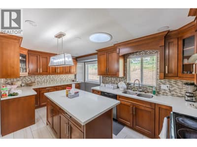 6128 Saint martin Place, Oliver