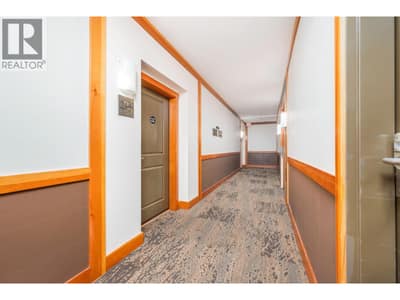 107 Village Centre Court Unit# 214, Vernon