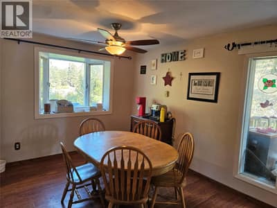 2920 Highway 3, Hedley