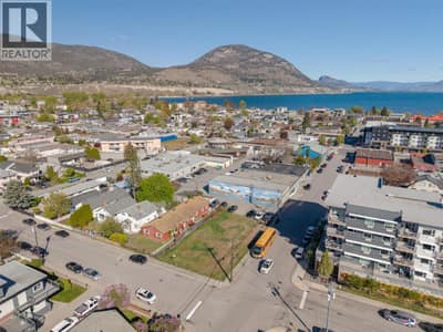 303 Nanaimo Avenue W, Penticton