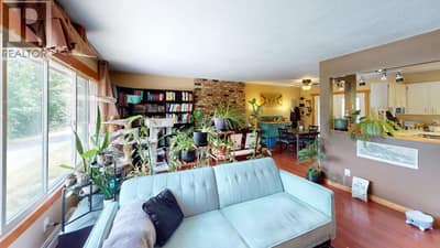2436 11th Avenue, Castlegar