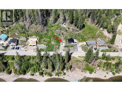 5185 Squilax Anglemont Road, Celista