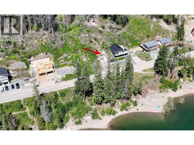 5185 Squilax Anglemont Road, Celista