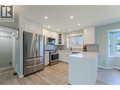 10105 Prairie Valley Road, Summerland