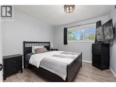 3 bed/ 3 bath across 1,422 sqft, the home features a functional layout with plenty of opportunity to add value!