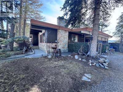 301 19th Avenue S, Cranbrook