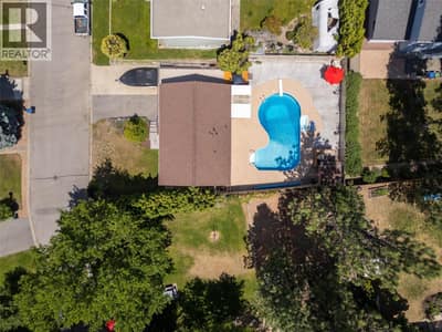 186 Dunant Crescent, Penticton