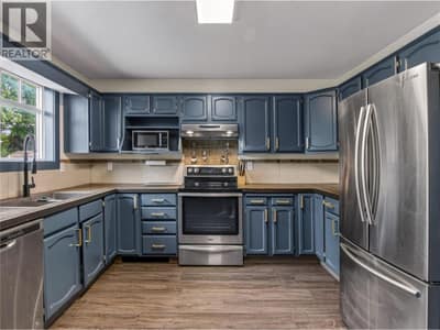 271 Middle Bench Road S, Penticton