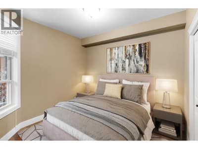 Virtually staged second bedroom