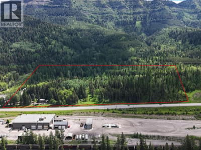 1102 Highway 3, Sparwood