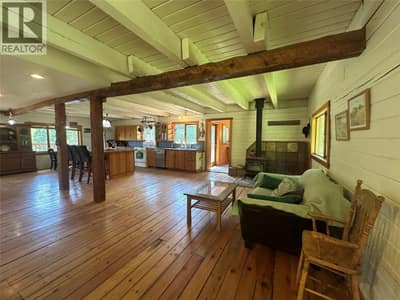 1482 ZWICKY Road, Kaslo