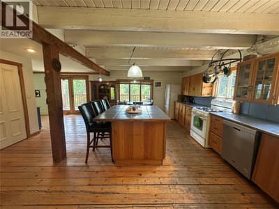 1482 ZWICKY Road, Kaslo