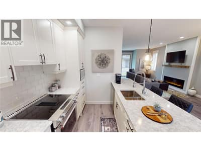 900 BIGHORN Boulevard Unit# 920, Radium Hot Springs