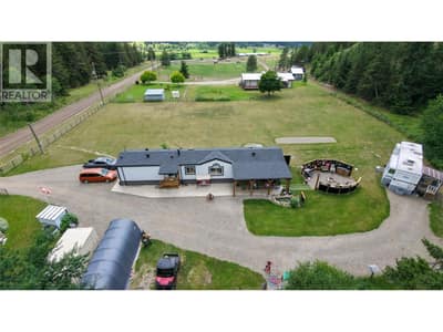 2884 Wetaskiwin Road, Falkland