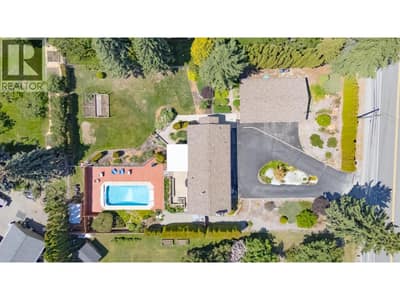 709 BARTLETT Drive, Penticton