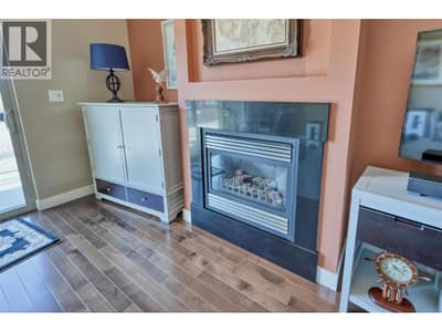 5803 LAKESHORE Drive Unit# 10, Osoyoos